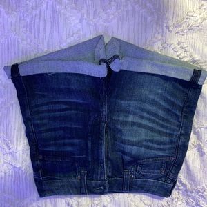 american eagle, high waisted jean shorts, size 4
